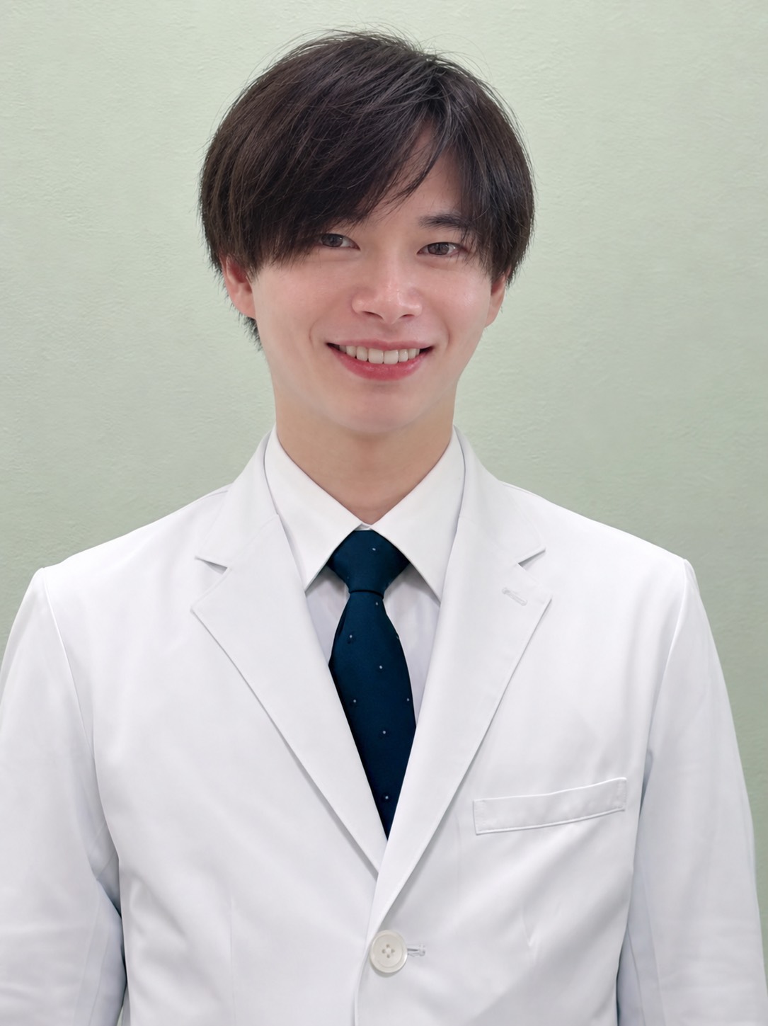院長 岡田 航平